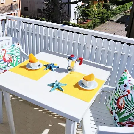 Apartment Snug In With Private Terrace *