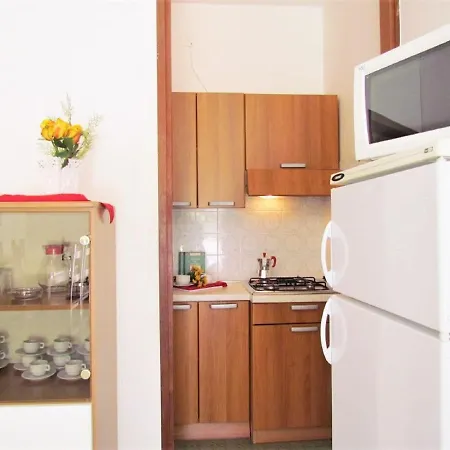 Snug In With Private Terrace Apartment Bibione